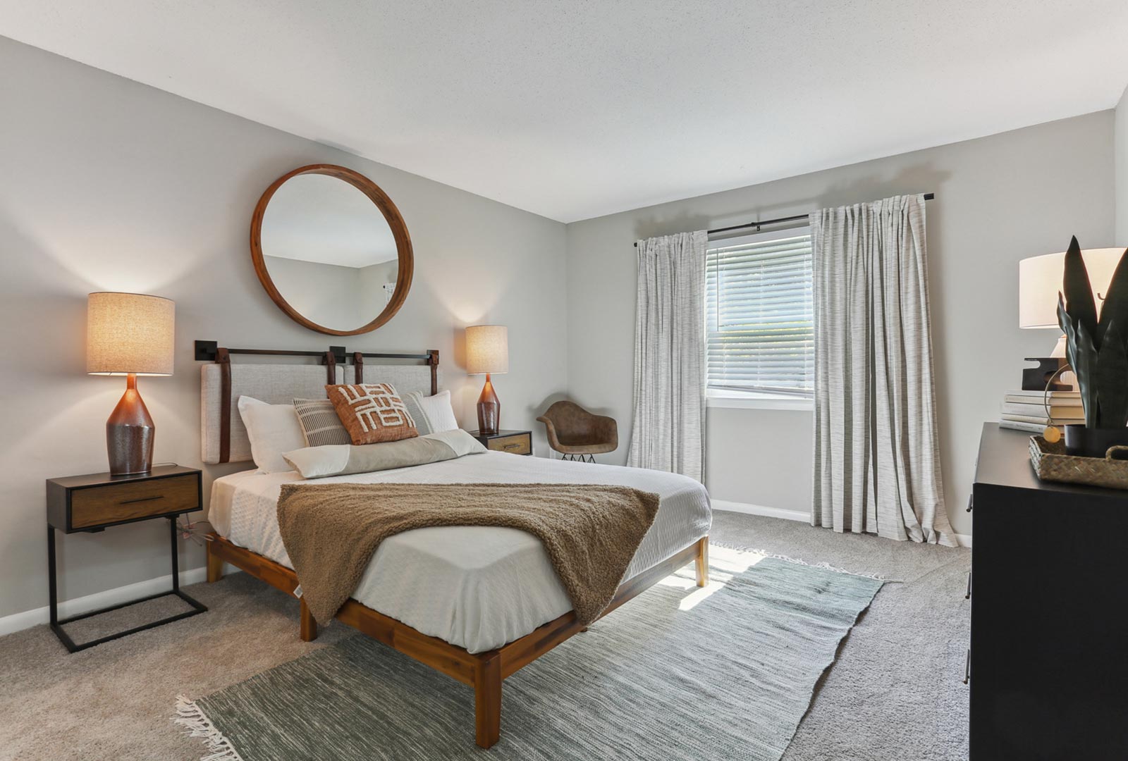 Bedroom with modern bed and dresser