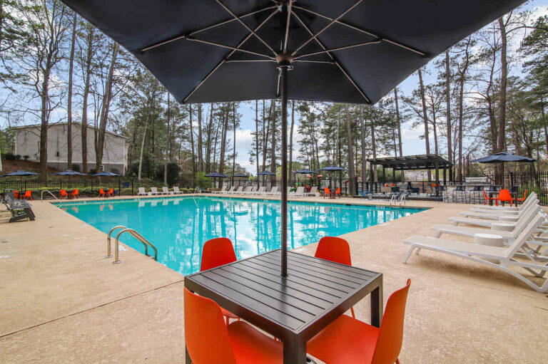 tables around pool